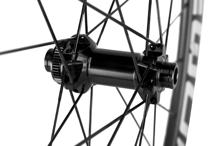 Set Ruedas Equinox Aro 700 Carbon 50 Disc RD10