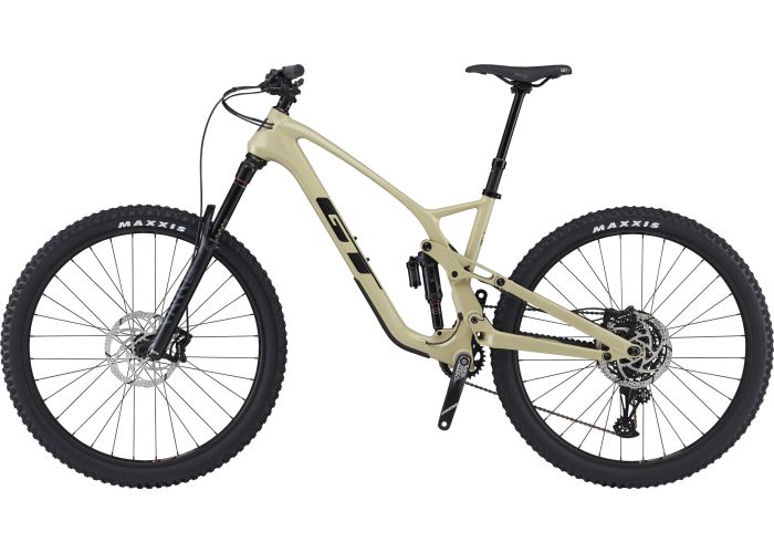 Bicicleta GT Force Carbon Elite