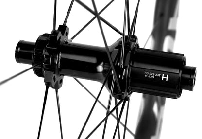 Set Ruedas Equinox Aro 700 Wave Carbon 52/52 Disc Rd12